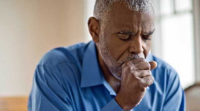 Les prothèses dentaires provoquent-elles la pneumonie ?